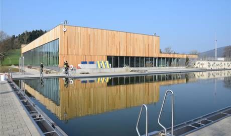 Hallen- und Freibad Rothrist